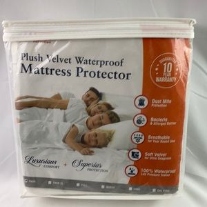 Cheer Collection VelvetPlushWater Proof Protector